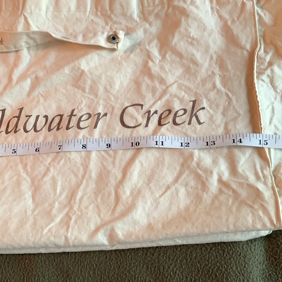 Coldwater Creek roll up bag. Approx 15” x 11” x 5”. 16” strap - Picture 2 of 10